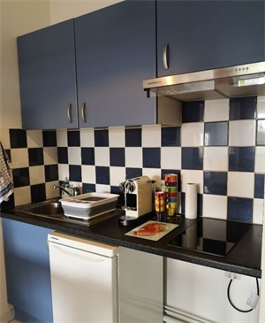 t2 à la location -   33000  BORDEAUX, surface 37 m2 location t2 - UBI474253082